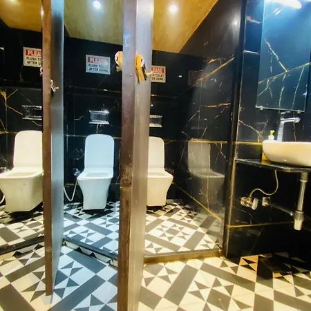 Sulu Near International Airport Mumbai