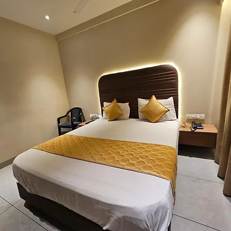 Hotel The Ube Residency 3*