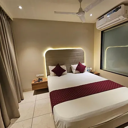 Hotel The Ube Residency