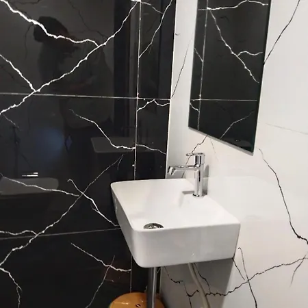 145 Enclave Hotel