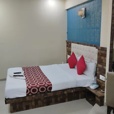 Hotel Golden Park Near Nesco *