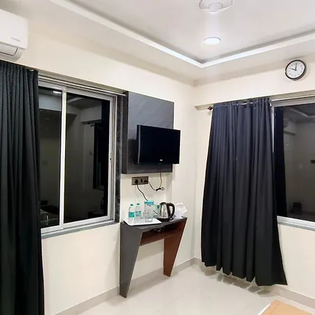 Hotel Edition Blue - Mohammed Ali Road