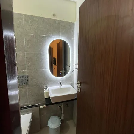2bhk Living Near Nesco Malad East West Mumbai