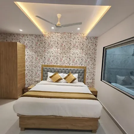 Hotel Morya Residency Parel Mumbai