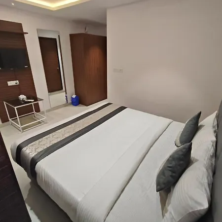 Morya Residency Parel