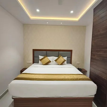 Hotel Morya Residency Parel