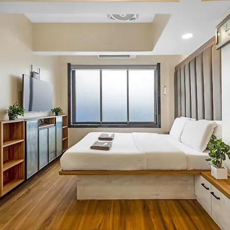 Imperial Premium Khar W Apartment