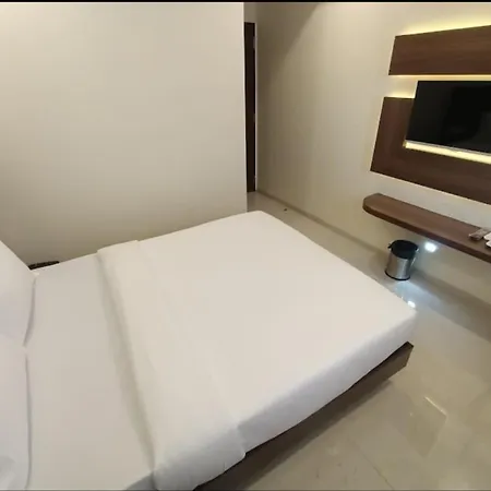 Masjid Bandar 5*