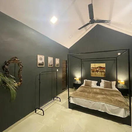 Aurora Villa