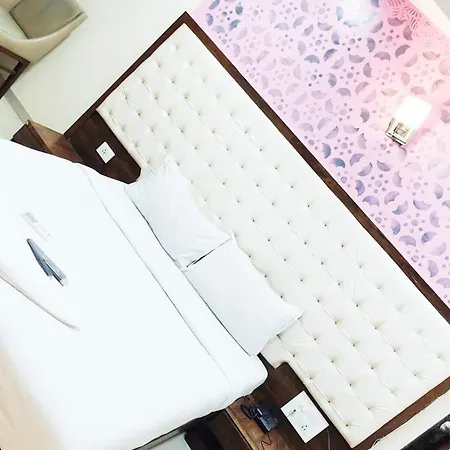 Hotel Golden Park Near Nesco Mumbai