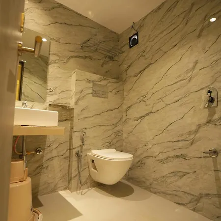 Hotel Boston 2*