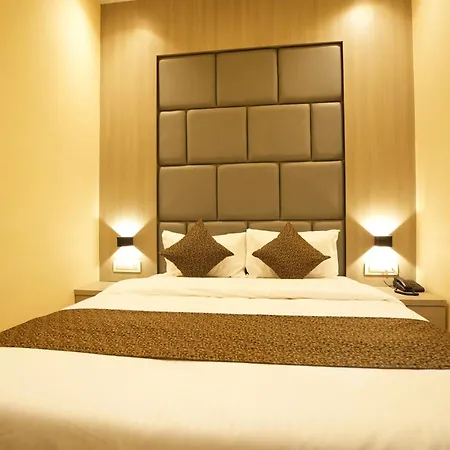 Boston Mumbai