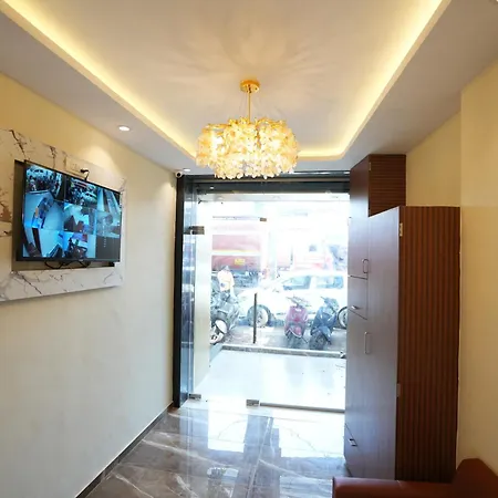 Hotel Boston 2*