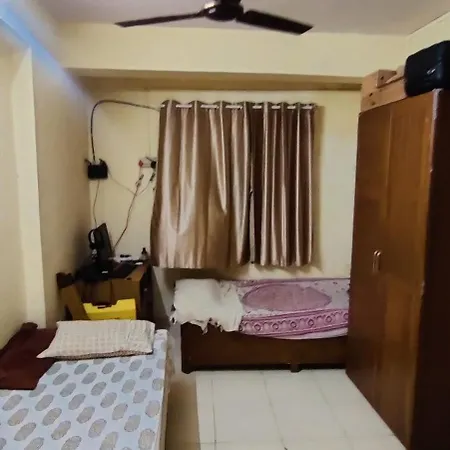 Cozy In Versova