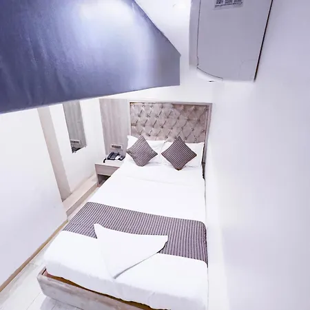 Winton Hotel Mumbai