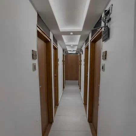 Winton Hotel Mumbai