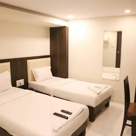 Hotel Venture Grand Mumbai
