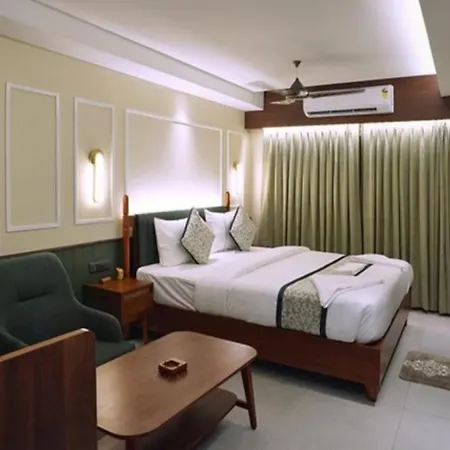Hotel Venture Grand 3*