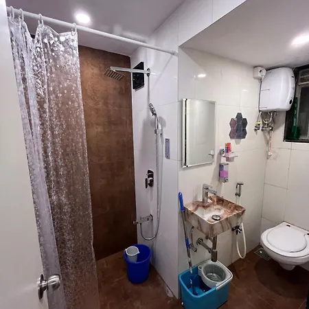 Apartment Pristine Studio Apartment, Andheri West *