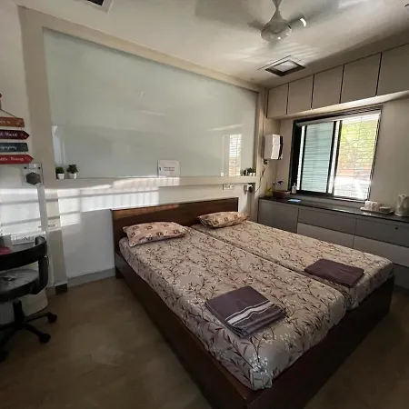 Pristine Studio Apartment, Andheri West