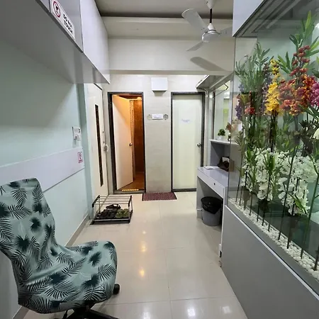 Apartment Pristine Studio Apartment, Andheri West *