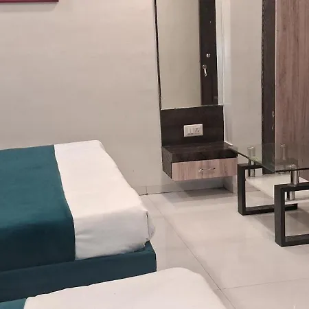 Hotel Shine Hospitality Group