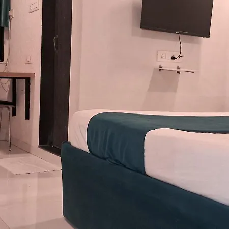 Hotel Shine Hospitality Group