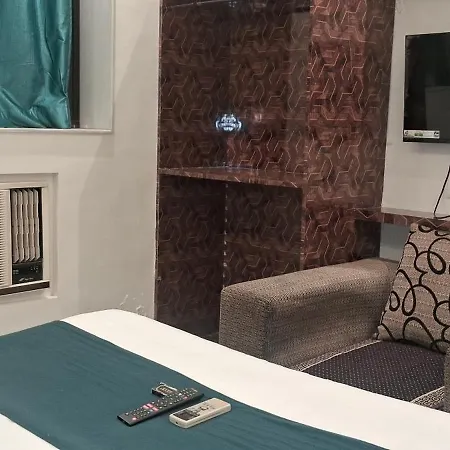 Shine Hospitality Group Hotel 3*