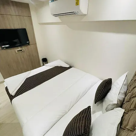 Winton Hotel *