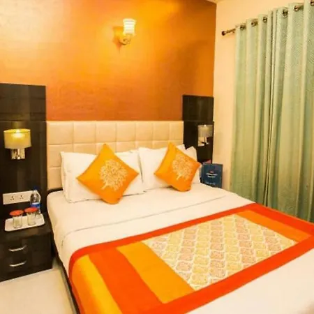 Avenue Near T-2 International Airport 3*