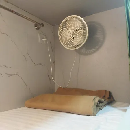 Hostel Noor Sakinaka *
