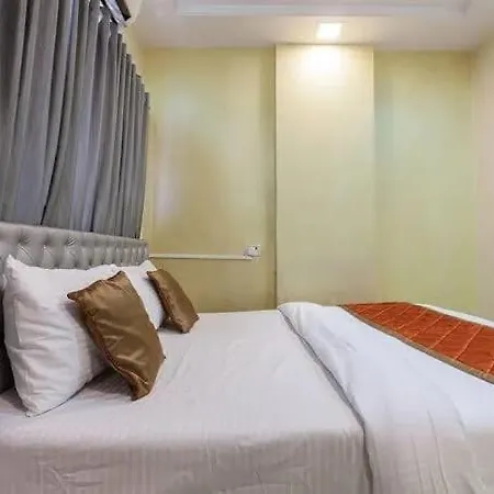 Talon Hotel *