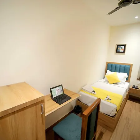 Hostel Cabinstay-airport *
