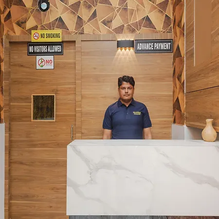 Capsule hotel Sahara Stay-near Nesco Exhibition Centre