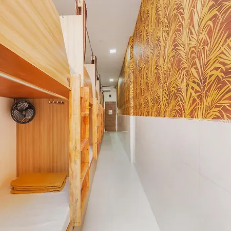 Sahara Stay-near Nesco Exhibition Centre Capsule hotel