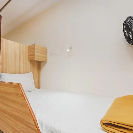Sahara Stay-near Nesco Exhibition Centre Capsule hotel Mumbai