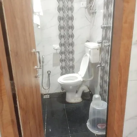 Bently Shelter Hotel Mumbai