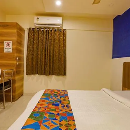 Hotel Fabhotel Veera Residency - Nr Airport 3*