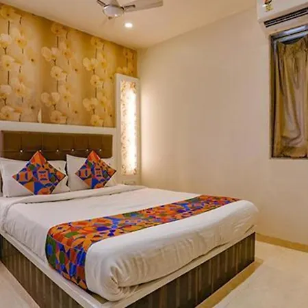 Hotel Fabhotel Veera Residency - Nr Airport 3*