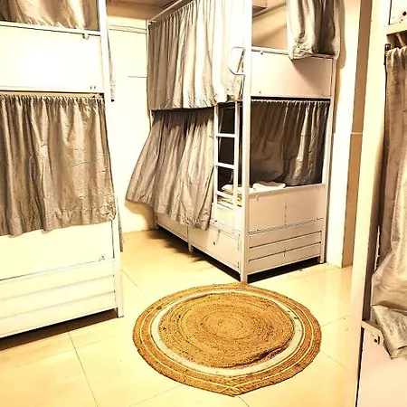 Hostel Hammock - Bandra *