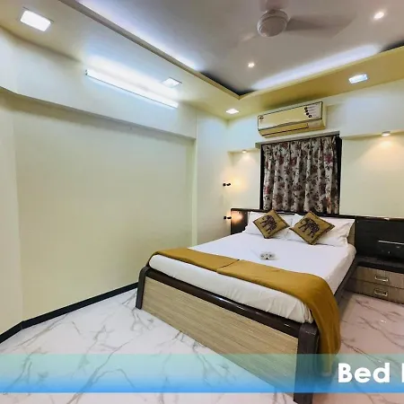 Apartment 3bhk Service In Shivaji Park By Florastay