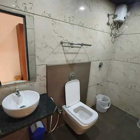 Morya Residency Parel Hotel