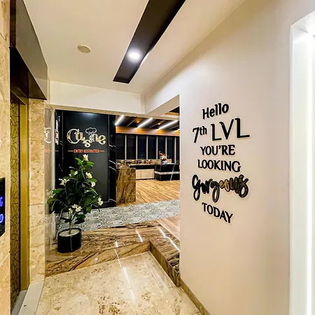Auris & Banquets, International Airport Hotel 4*