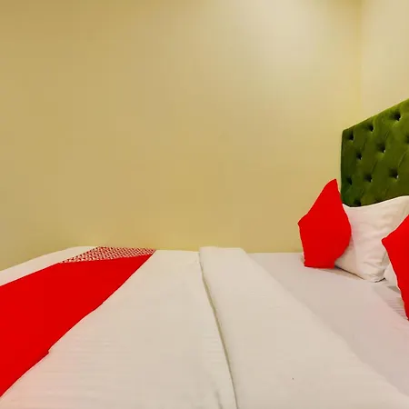 Collection O Goregaon West Formerly Prime 3*