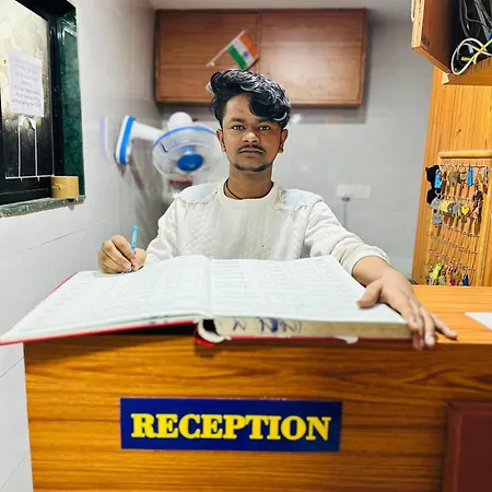 Kufa Pg Mumbai