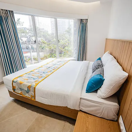Indie Studios, Chembur Hotel