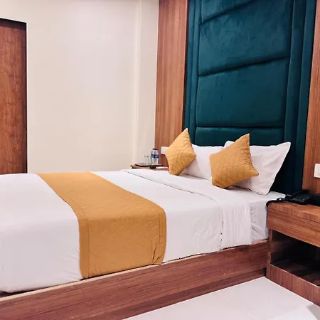 West Line Andheri Hotel Mumbai