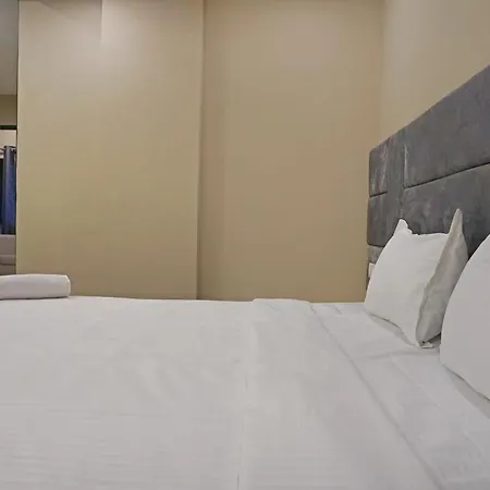 Nest Hotel *