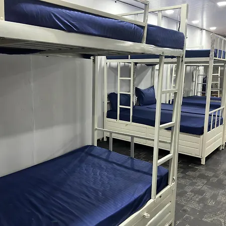 Zest 1054-andheri West Hostel