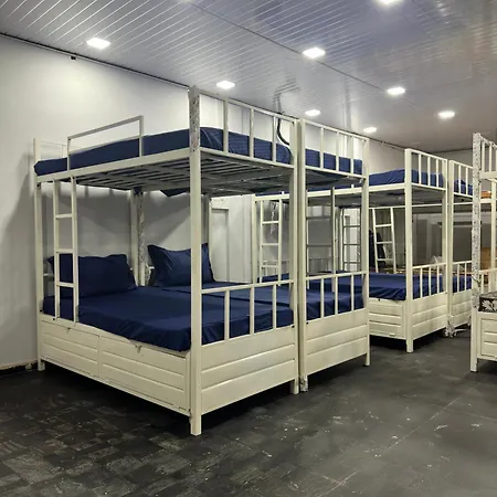 Zest 1054-andheri West Hostel